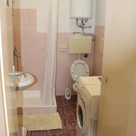 Appartement With Parking Space Supetar, Brac - 20219 *