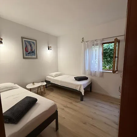 With Parking Space Supetar, Brac - 20219 Appartement Supetar